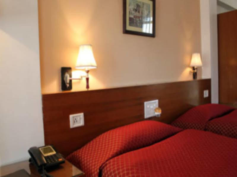 Marina'S Motel Bagdogra Dış mekan fotoğraf